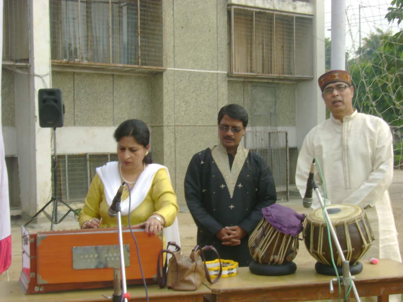 Tarana Sangeet Academy group music session